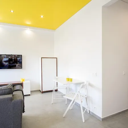 Swietojanska Apartment